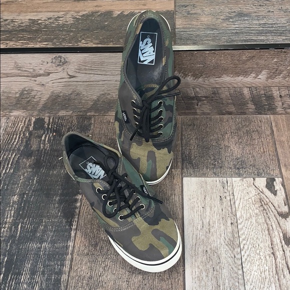 CAMO Vans - Picture 3 of 6